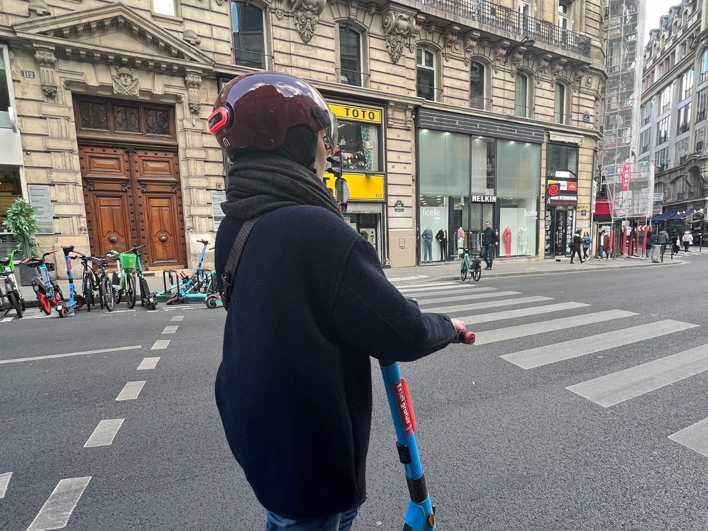 Casque trottinette stylé : lequel choisir ?