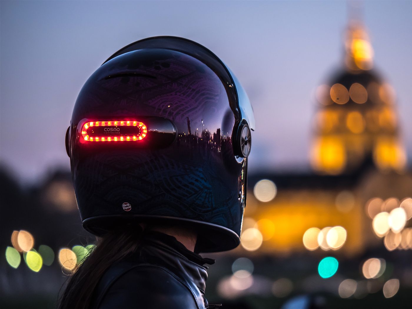 casque lumière moto