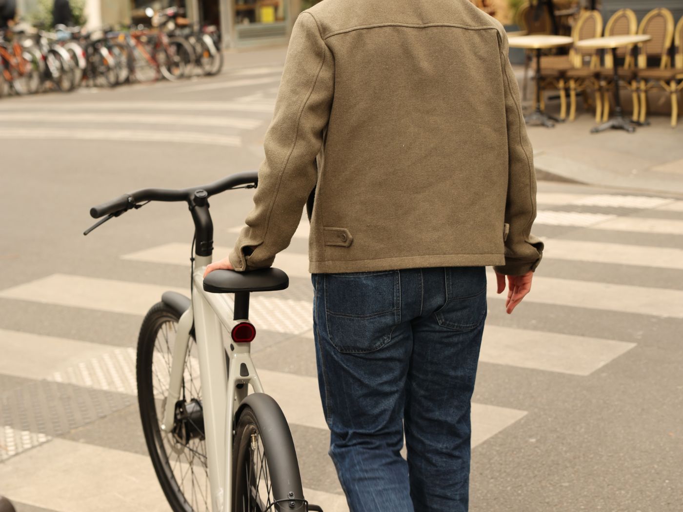 Que faire en cas de crevaison en pleine ville ?